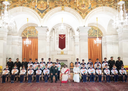 J&K: Udhampur students meet President Murmu at Rashtrapati Bhawan | J&K: Udhampur students meet President Murmu at Rashtrapati Bhawan J&K: Udhampur students meet President Murmu at Rashtrapati Bhawan | J&K: Udhampur students meet President Murmu at Rashtrapati Bhawan