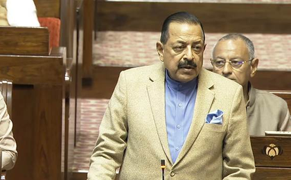 'Jigyaasa' science-outreach benefiting 14 lakh school children: Jitendra Singh | 'Jigyaasa' science-outreach benefiting 14 lakh school children: Jitendra Singh 'Jigyaasa' science-outreach benefiting 14 lakh school children: Jitendra Singh | 'Jigyaasa' science-outreach benefiting 14 lakh school children: Jitendra Singh