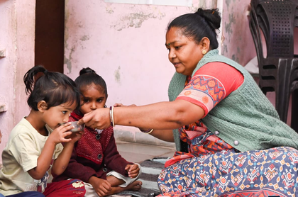 Over 25,000 govt staff join nutrition campaign in Gujarat | Over 25,000 govt staff join nutrition campaign in Gujarat