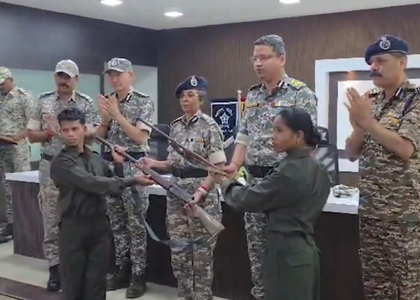 10 more Maoists surrender in Sukma; Chhattisgarh moves closer to Naxal-free future | 10 more Maoists surrender in Sukma; Chhattisgarh moves closer to Naxal-free future