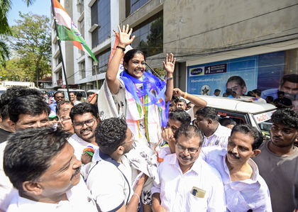 Cong-led UDF surge in Kerala local body polls reflects strong anti-incumbency against Left | Cong-led UDF surge in Kerala local body polls reflects strong anti-incumbency against Left Cong-led UDF surge in Kerala local body polls reflects strong anti-incumbency against Left | Cong-led UDF surge in Kerala local body polls reflects strong anti-incumbency against Left