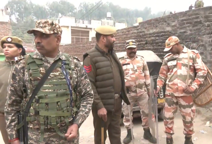 J&K: Crackdown against OGWs, over 150 detained in Srinagar | J&K: Crackdown against OGWs, over 150 detained in Srinagar J&K: Crackdown against OGWs, over 150 detained in Srinagar | J&K: Crackdown against OGWs, over 150 detained in Srinagar