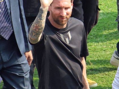 Satadru Dutta blames ‘complete failure’ of security for chaos at Messi event in Kolkata | Satadru Dutta blames ‘complete failure’ of security for chaos at Messi event in Kolkata Satadru Dutta blames ‘complete failure’ of security for chaos at Messi event in Kolkata | Satadru Dutta blames ‘complete failure’ of security for chaos at Messi event in Kolkata