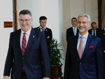 'May festival of lights bring peace, hope': EAM Jaishankar wishes people of Israel on Hanukkah | 'May festival of lights bring peace, hope': EAM Jaishankar wishes people of Israel on Hanukkah 'May festival of lights bring peace, hope': EAM Jaishankar wishes people of Israel on Hanukkah | 'May festival of lights bring peace, hope': EAM Jaishankar wishes people of Israel on Hanukkah