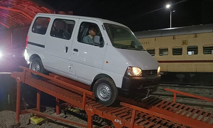 Mizoram gets its first rail-carried consignment of cars | Mizoram gets its first rail-carried consignment of cars Mizoram gets its first rail-carried consignment of cars | Mizoram gets its first rail-carried consignment of cars