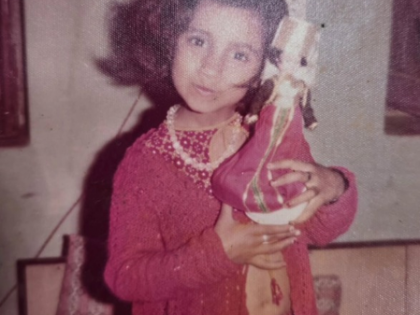 Divya Dutta revisits childhood days as she shares picture with father’s gift | Divya Dutta revisits childhood days as she shares picture with father’s gift Divya Dutta revisits childhood days as she shares picture with father’s gift | Divya Dutta revisits childhood days as she shares picture with father’s gift