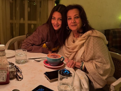 Riyaa Senn poses with mom Moon Moon in cute little cafe in Dehradun | Riyaa Senn poses with mom Moon Moon in cute little cafe in Dehradun Riyaa Senn poses with mom Moon Moon in cute little cafe in Dehradun | Riyaa Senn poses with mom Moon Moon in cute little cafe in Dehradun