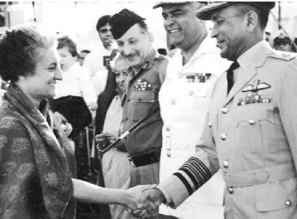 Vijay Diwas: Rahul Gandhi, Congress leaders pay tributes to martyrs of 1971 war | Vijay Diwas: Rahul Gandhi, Congress leaders pay tributes to martyrs of 1971 war Vijay Diwas: Rahul Gandhi, Congress leaders pay tributes to martyrs of 1971 war | Vijay Diwas: Rahul Gandhi, Congress leaders pay tributes to martyrs of 1971 war