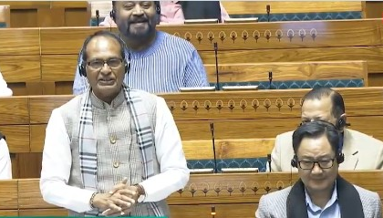 Protests, disruption mark Lok Sabha proceeding as Govt tables new rural employment Bill | Protests, disruption mark Lok Sabha proceeding as Govt tables new rural employment Bill Protests, disruption mark Lok Sabha proceeding as Govt tables new rural employment Bill | Protests, disruption mark Lok Sabha proceeding as Govt tables new rural employment Bill