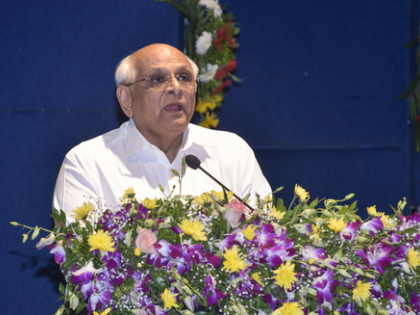 Gujarat CM to present cheques worth Rs 2,800 crore for holistic development of municipal corporations | Gujarat CM to present cheques worth Rs 2,800 crore for holistic development of municipal corporations Gujarat CM to present cheques worth Rs 2,800 crore for holistic development of municipal corporations | Gujarat CM to present cheques worth Rs 2,800 crore for holistic development of municipal corporations