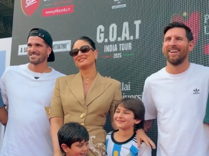 Kareena Kapoor reacts as Messi includes her in his goodbye post following India visit | Kareena Kapoor reacts as Messi includes her in his goodbye post following India visit Kareena Kapoor reacts as Messi includes her in his goodbye post following India visit | Kareena Kapoor reacts as Messi includes her in his goodbye post following India visit