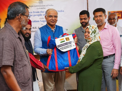 India continues to deliver relief supplies in areas severely affected by floods in Sri Lanka | India continues to deliver relief supplies in areas severely affected by floods in Sri Lanka India continues to deliver relief supplies in areas severely affected by floods in Sri Lanka | India continues to deliver relief supplies in areas severely affected by floods in Sri Lanka