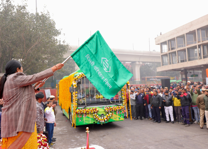 Delhi CM announces plan to have fully electric DTC bus fleet by next year | Delhi CM announces plan to have fully electric DTC bus fleet by next year Delhi CM announces plan to have fully electric DTC bus fleet by next year | Delhi CM announces plan to have fully electric DTC bus fleet by next year