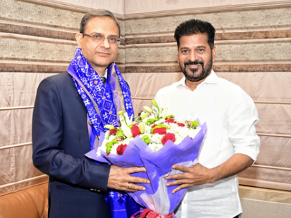 RBI Guv calls on Telangana CM, praises state's economic policies | RBI Guv calls on Telangana CM, praises state's economic policies RBI Guv calls on Telangana CM, praises state's economic policies | RBI Guv calls on Telangana CM, praises state's economic policies