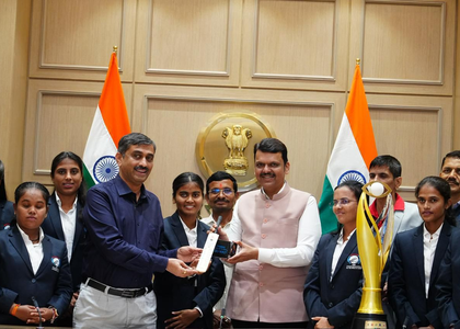 Maharashtra CM Fadnavis felicitates World Cup-winning blind women’s cricket team