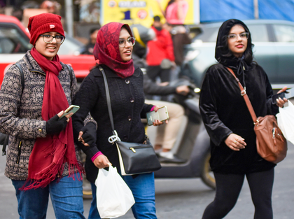 Kolkata records coldest day of season as minimum temperature continues to drop across Bengal | Kolkata records coldest day of season as minimum temperature continues to drop across Bengal Kolkata records coldest day of season as minimum temperature continues to drop across Bengal | Kolkata records coldest day of season as minimum temperature continues to drop across Bengal