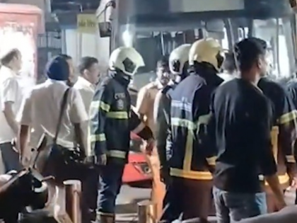 Mumbai bus accident: CM Fadnavis announces Rs 5 lakh aid to families of deceased | Mumbai bus accident: CM Fadnavis announces Rs 5 lakh aid to families of deceased Mumbai bus accident: CM Fadnavis announces Rs 5 lakh aid to families of deceased | Mumbai bus accident: CM Fadnavis announces Rs 5 lakh aid to families of deceased