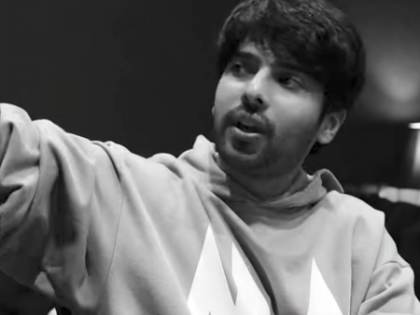 Armaan Malik marks first anniversary by sharing ‘Ghar’ with wife Aashna | Armaan Malik marks first anniversary by sharing ‘Ghar’ with wife Aashna Armaan Malik marks first anniversary by sharing ‘Ghar’ with wife Aashna | Armaan Malik marks first anniversary by sharing ‘Ghar’ with wife Aashna