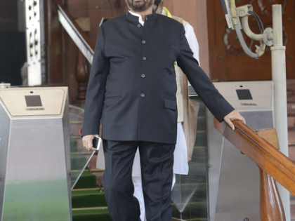 Suresh Kalmadi, former Union Minister and Congress leader, passes away at 81 | Suresh Kalmadi, former Union Minister and Congress leader, passes away at 81 Suresh Kalmadi, former Union Minister and Congress leader, passes away at 81 | Suresh Kalmadi, former Union Minister and Congress leader, passes away at 81