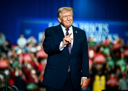 Trump urges Republicans to stay united ahead of midterm elections | Trump urges Republicans to stay united ahead of midterm elections Trump urges Republicans to stay united ahead of midterm elections | Trump urges Republicans to stay united ahead of midterm elections