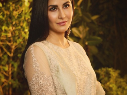 Katrina Kaif wishes 'ZNMD' co-star Farhan Akhtar 'love & light' on his birthday | Katrina Kaif wishes 'ZNMD' co-star Farhan Akhtar 'love & light' on his birthday Katrina Kaif wishes 'ZNMD' co-star Farhan Akhtar 'love & light' on his birthday | Katrina Kaif wishes 'ZNMD' co-star Farhan Akhtar 'love & light' on his birthday