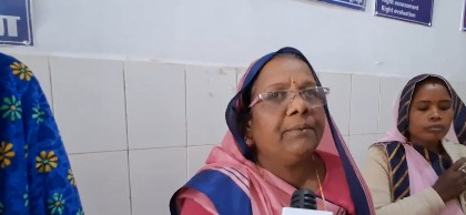 In MP's Damoh, anganwadi workers raise awareness among pregnant women under PMMVY scheme | In MP's Damoh, anganwadi workers raise awareness among pregnant women under PMMVY scheme In MP's Damoh, anganwadi workers raise awareness among pregnant women under PMMVY scheme | In MP's Damoh, anganwadi workers raise awareness among pregnant women under PMMVY scheme