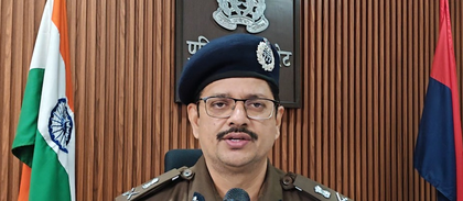 UP: Four police officers suspended after public outcry over banned meat in Kanpur | UP: Four police officers suspended after public outcry over banned meat in Kanpur UP: Four police officers suspended after public outcry over banned meat in Kanpur | UP: Four police officers suspended after public outcry over banned meat in Kanpur