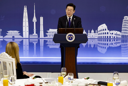 South Korean President vows to serve people better, promote national unity | South Korean President vows to serve people better, promote national unity South Korean President vows to serve people better, promote national unity | South Korean President vows to serve people better, promote national unity