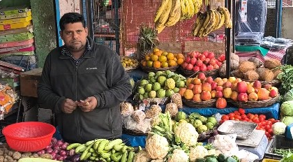 U'khand: Chamoli youth turning self-reliant, PM SVANidhi brings drastic change in lives of street vendors | U'khand: Chamoli youth turning self-reliant, PM SVANidhi brings drastic change in lives of street vendors U'khand: Chamoli youth turning self-reliant, PM SVANidhi brings drastic change in lives of street vendors | U'khand: Chamoli youth turning self-reliant, PM SVANidhi brings drastic change in lives of street vendors
