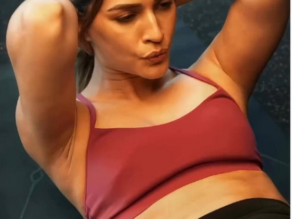 Kriti Sanon quips about ‘mithai weight’ post sister Nupur’s wedding | Kriti Sanon quips about ‘mithai weight’ post sister Nupur’s wedding Kriti Sanon quips about ‘mithai weight’ post sister Nupur’s wedding | Kriti Sanon quips about ‘mithai weight’ post sister Nupur’s wedding