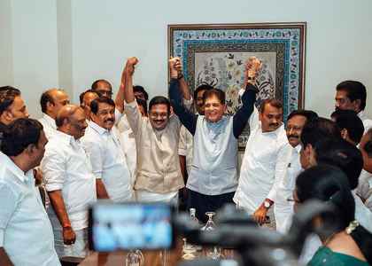 AMMK joins NDA: EPS welcomes TTV Dhinakaran as alliance steps up fight against DMK AMMK joins NDA: EPS welcomes TTV Dhinakaran as alliance steps up fight against DMK