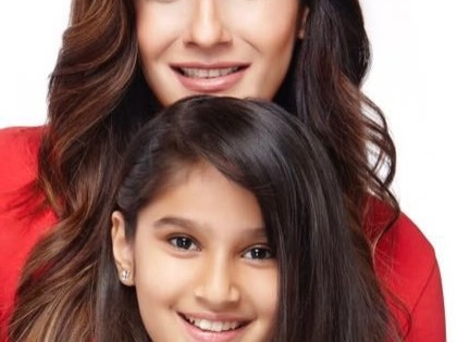 Raveena Tandon's 2016 flashback hides a glimpse of little Rasha Thadani | Raveena Tandon's 2016 flashback hides a glimpse of little Rasha Thadani Raveena Tandon's 2016 flashback hides a glimpse of little Rasha Thadani | Raveena Tandon's 2016 flashback hides a glimpse of little Rasha Thadani