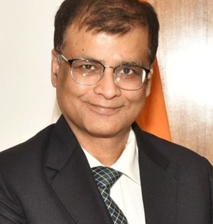 ED Director to visit Bengal tomorrow, to hold meetings with agency officials | ED Director to visit Bengal tomorrow, to hold meetings with agency officials ED Director to visit Bengal tomorrow, to hold meetings with agency officials | ED Director to visit Bengal tomorrow, to hold meetings with agency officials