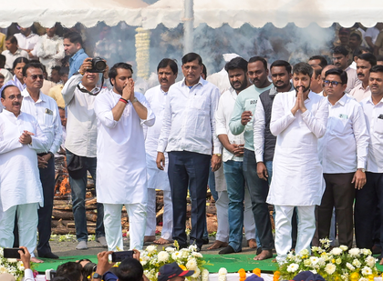 Heartbreaking moment as supporter asks Parth Pawar to convey his love to late Ajit Pawar | Heartbreaking moment as supporter asks Parth Pawar to convey his love to late Ajit Pawar Heartbreaking moment as supporter asks Parth Pawar to convey his love to late Ajit Pawar | Heartbreaking moment as supporter asks Parth Pawar to convey his love to late Ajit Pawar