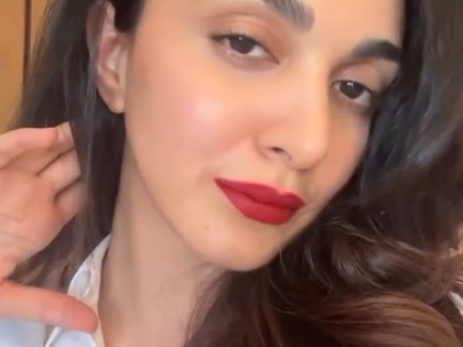 Kiara Advani flaunts hot red lipstick, fans speculate ‘lip filler’ | Kiara Advani flaunts hot red lipstick, fans speculate ‘lip filler’ Kiara Advani flaunts hot red lipstick, fans speculate ‘lip filler’ | Kiara Advani flaunts hot red lipstick, fans speculate ‘lip filler’