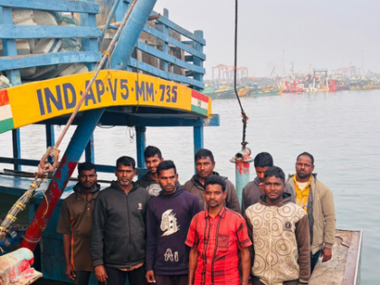 Nine Andhra fishermen return home from Bangladesh | Nine Andhra fishermen return home from Bangladesh Nine Andhra fishermen return home from Bangladesh | Nine Andhra fishermen return home from Bangladesh