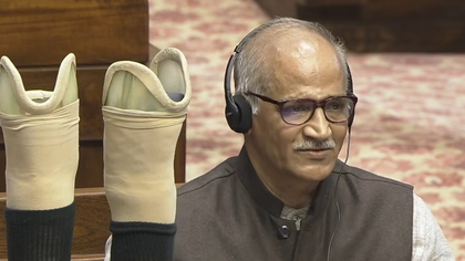 Uproar in RS as Sadanandan Master recalls brutal 1994 attack, displays prosthetics | Uproar in RS as Sadanandan Master recalls brutal 1994 attack, displays prosthetics Uproar in RS as Sadanandan Master recalls brutal 1994 attack, displays prosthetics | Uproar in RS as Sadanandan Master recalls brutal 1994 attack, displays prosthetics
