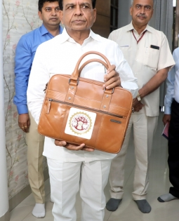 MP's budget to follow ‘rolling’ approach for next three years: Dy CM Jagdish Devda | MP's budget to follow ‘rolling’ approach for next three years: Dy CM Jagdish Devda MP's budget to follow ‘rolling’ approach for next three years: Dy CM Jagdish Devda | MP's budget to follow ‘rolling’ approach for next three years: Dy CM Jagdish Devda