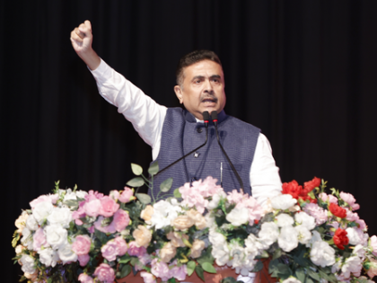 Purported video showing Trinamool leader disrupting SIR hearing goes viral | Purported video showing Trinamool leader disrupting SIR hearing goes viral Purported video showing Trinamool leader disrupting SIR hearing goes viral | Purported video showing Trinamool leader disrupting SIR hearing goes viral