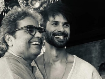 Shahid Kapoor thanks Vishal Bhardwaj for giving him another memorable character with 'O'Romeo' | Shahid Kapoor thanks Vishal Bhardwaj for giving him another memorable character with 'O'Romeo' Shahid Kapoor thanks Vishal Bhardwaj for giving him another memorable character with 'O'Romeo' | Shahid Kapoor thanks Vishal Bhardwaj for giving him another memorable character with 'O'Romeo'