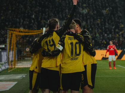 Dortmund tighten pressure in title race with win over Bayern | Dortmund tighten pressure in title race with win over Bayern Dortmund tighten pressure in title race with win over Bayern | Dortmund tighten pressure in title race with win over Bayern