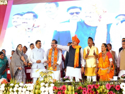 Ladli Behna scheme: MP CM transfers Rs 1,836cr to women beneficiaries | Ladli Behna scheme: MP CM transfers Rs 1,836cr to women beneficiaries Ladli Behna scheme: MP CM transfers Rs 1,836cr to women beneficiaries | Ladli Behna scheme: MP CM transfers Rs 1,836cr to women beneficiaries