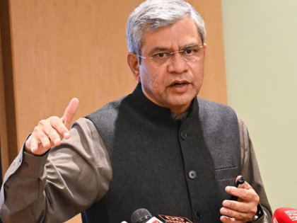 Indian Railways to roll out continuous train cleaning, expands cargo reforms | Indian Railways to roll out continuous train cleaning, expands cargo reforms Indian Railways to roll out continuous train cleaning, expands cargo reforms | Indian Railways to roll out continuous train cleaning, expands cargo reforms