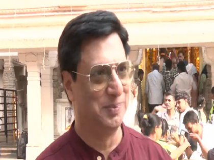 ‘India's victory certain’, says filmmaker Madhur Bhandarkar as he worships Lord Shiva at Babulnath Temple | ‘India's victory certain’, says filmmaker Madhur Bhandarkar as he worships Lord Shiva at Babulnath Temple ‘India's victory certain’, says filmmaker Madhur Bhandarkar as he worships Lord Shiva at Babulnath Temple | ‘India's victory certain’, says filmmaker Madhur Bhandarkar as he worships Lord Shiva at Babulnath Temple