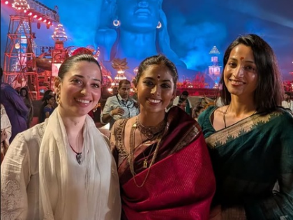 Tamannaah Bhatia lights up the night dancing to Lord Shiva’s devotional music | Tamannaah Bhatia lights up the night dancing to Lord Shiva’s devotional music Tamannaah Bhatia lights up the night dancing to Lord Shiva’s devotional music | Tamannaah Bhatia lights up the night dancing to Lord Shiva’s devotional music