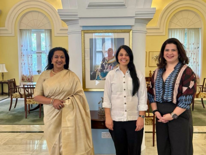 Radhika Sarathkumar touched by British Deputy High Commissioner's genuine curiosity about 'Thaai Kelavi' | Radhika Sarathkumar touched by British Deputy High Commissioner's genuine curiosity about 'Thaai Kelavi' Radhika Sarathkumar touched by British Deputy High Commissioner's genuine curiosity about 'Thaai Kelavi' | Radhika Sarathkumar touched by British Deputy High Commissioner's genuine curiosity about 'Thaai Kelavi'