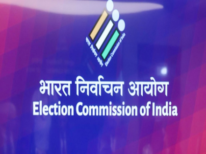 ECI suspends seven AEROs in Bengal without waiting for state govt action | ECI suspends seven AEROs in Bengal without waiting for state govt action ECI suspends seven AEROs in Bengal without waiting for state govt action | ECI suspends seven AEROs in Bengal without waiting for state govt action