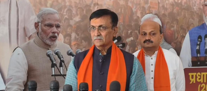 Final voter list released in Gujarat; political parties clash over SIR | Final voter list released in Gujarat; political parties clash over SIR Final voter list released in Gujarat; political parties clash over SIR | Final voter list released in Gujarat; political parties clash over SIR