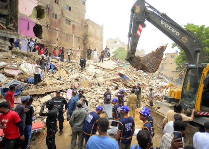 Death toll in Karachi building collapse rises to 13 | Death toll in Karachi building collapse rises to 13 Death toll in Karachi building collapse rises to 13 | Death toll in Karachi building collapse rises to 13