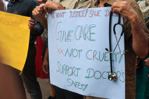 Kerala govt doctors strike enters 5th day; PG medicos withdraw after talks | Kerala govt doctors strike enters 5th day; PG medicos withdraw after talks Kerala govt doctors strike enters 5th day; PG medicos withdraw after talks | Kerala govt doctors strike enters 5th day; PG medicos withdraw after talks